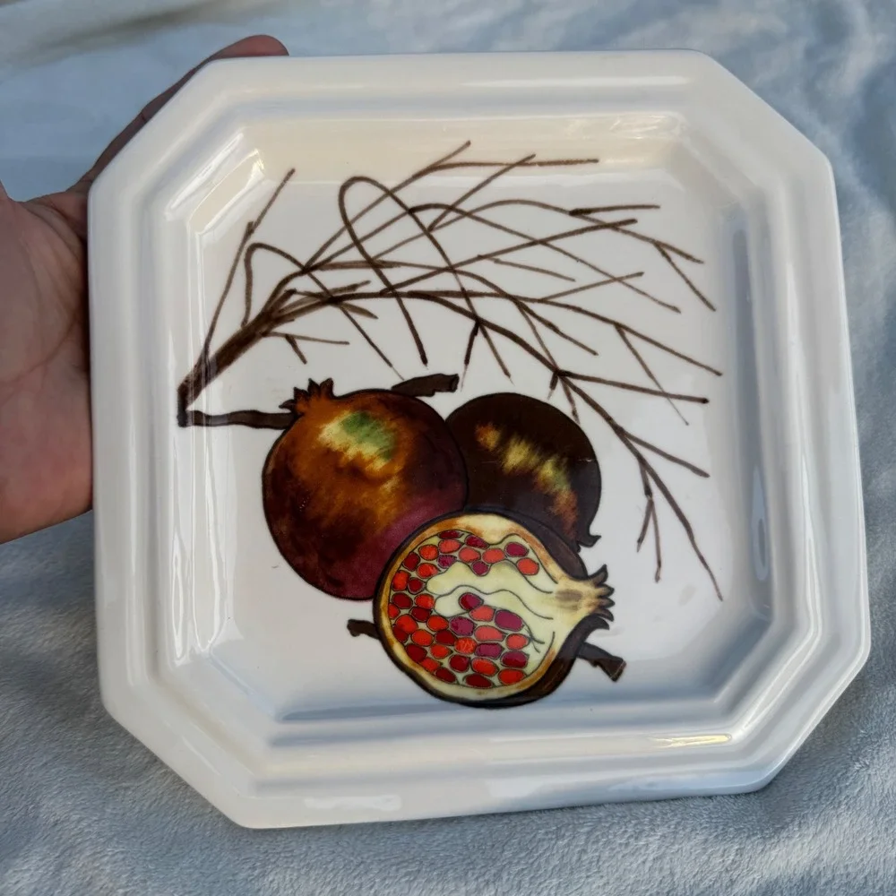 M.A.C. Italy Ceramic Plate 8.5